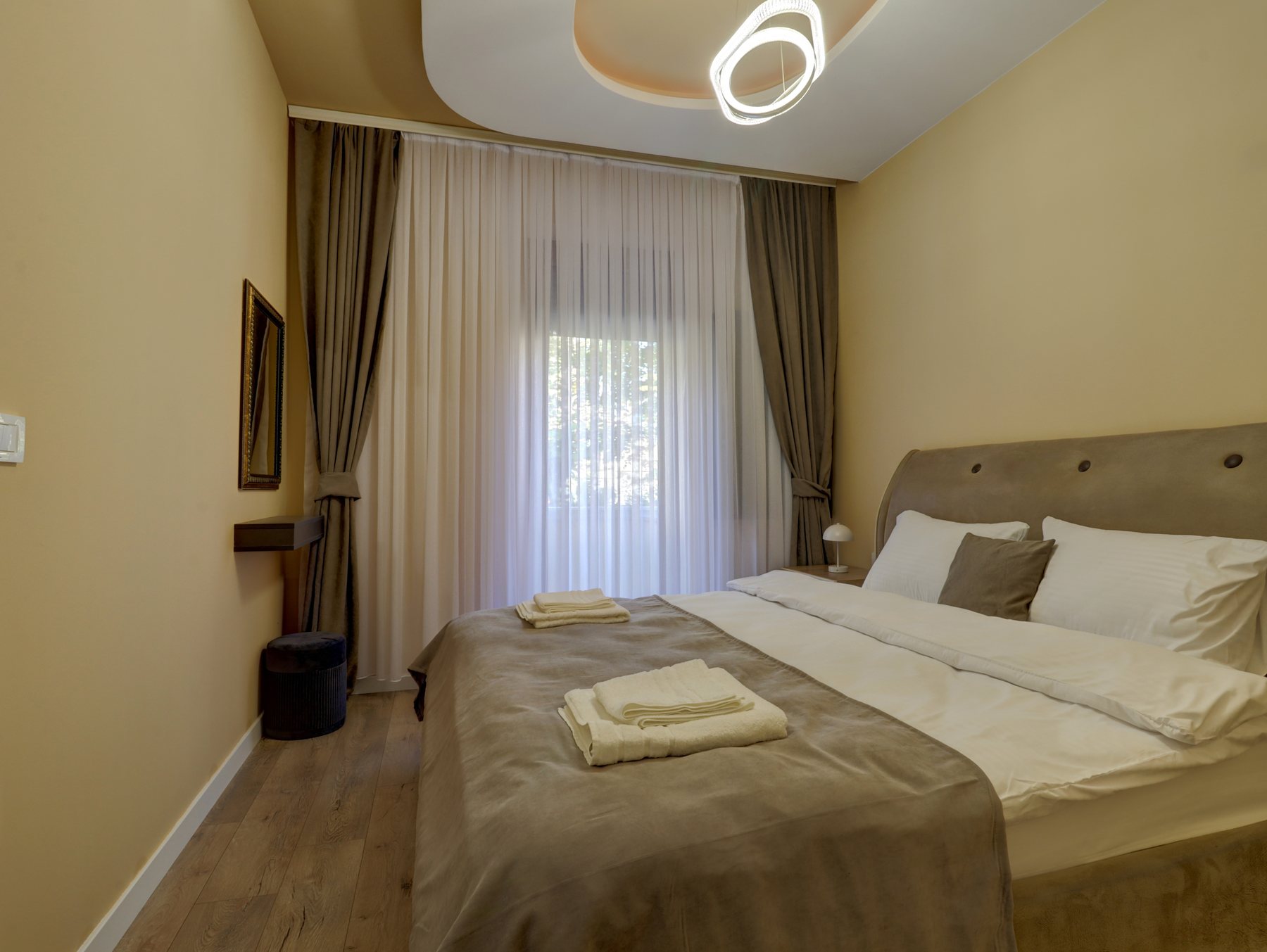 Suite with Balcony bedroom